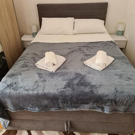 Apartman U Velikoj Gorici Zeljko Velika Gorica Eksteriør billede