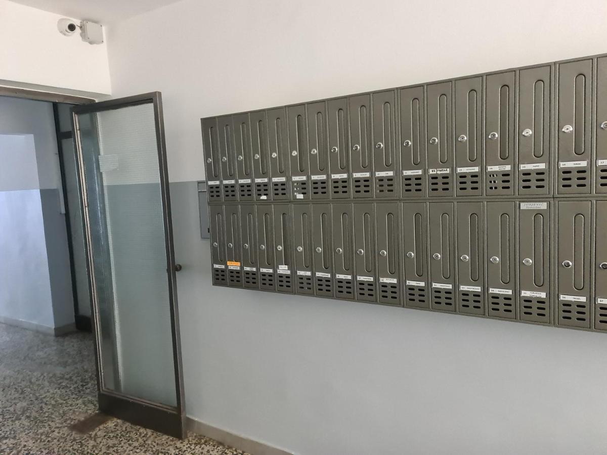 Apartman U Velikoj Gorici Zeljko Velika Gorica Eksteriør billede